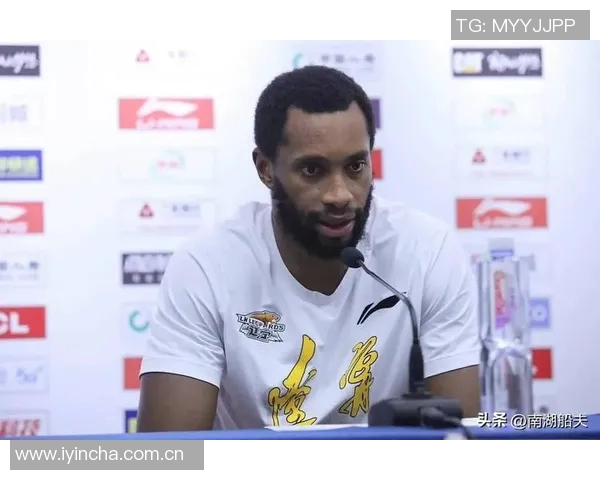 山东男篮与弗格深入沟通克里斯将于11月5日抵达山东加入球队 山东男篮与弗格深入沟通克里斯将于11月5日抵达山东加入球队