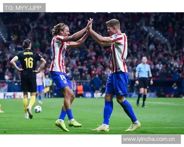 圣吉罗斯后卫痛心4球惨败呼吁球队重振士气迎接欧冠挑战 圣吉罗斯后卫痛心4球惨败呼吁球队重振士气迎接欧冠挑战