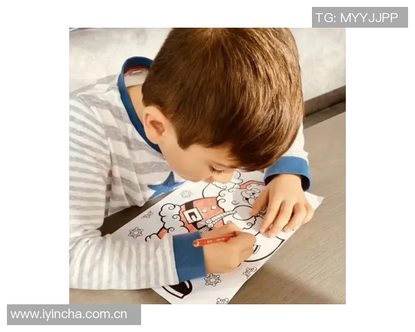 梅西现身埃尔切主场训练引发热潮社交媒体连发16条动态庆祝