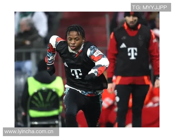 法尔克透露拜仁将德卡特视为磁卡接班人卡尔续约未经过谈判