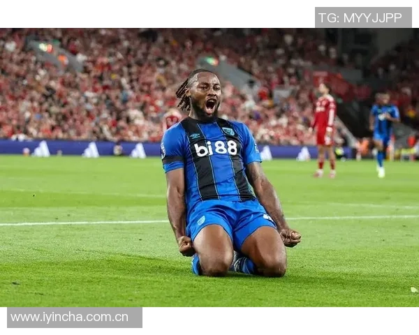 伊劳拉回顾比赛最后时刻的绝佳机会认为伯恩茅斯有望逆转取胜