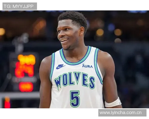 爱德华兹因右腿筋拉伤将缺席两周对球队影响分析 爱德华兹因右腿筋拉伤将缺席两周对球队影响分析